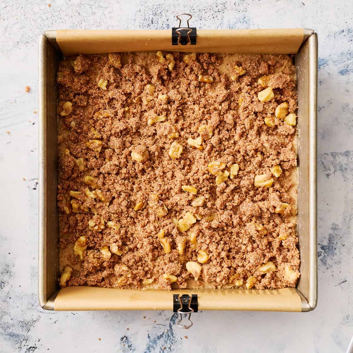 the middle layer of streusel after being sprinkled in the pan