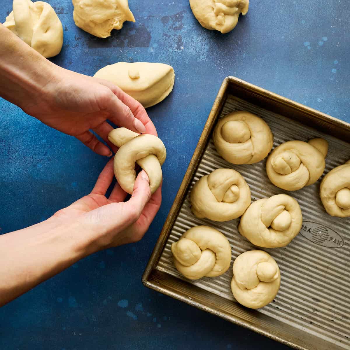 rolling garlic knots