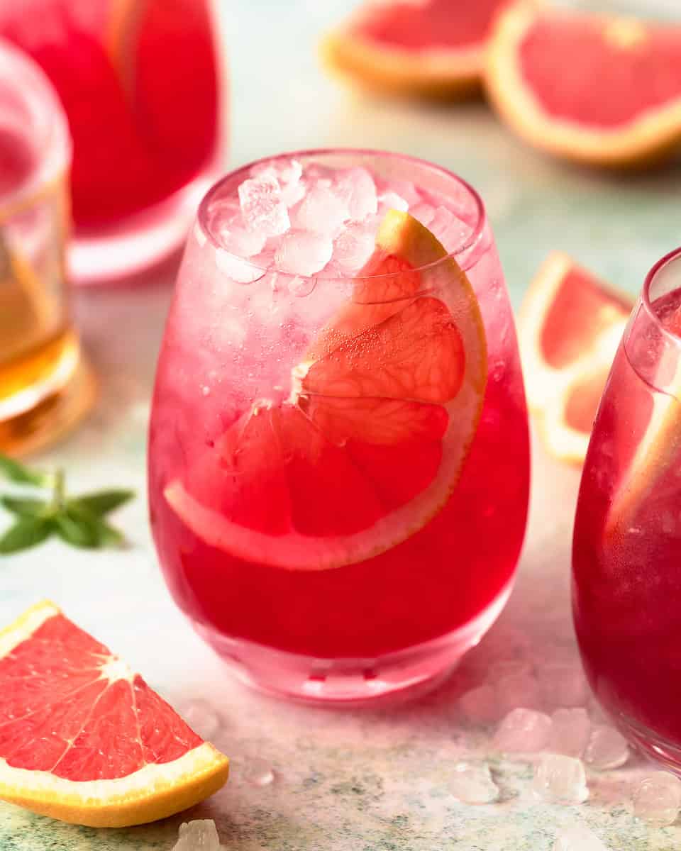 closeup of grapefruit mocktail