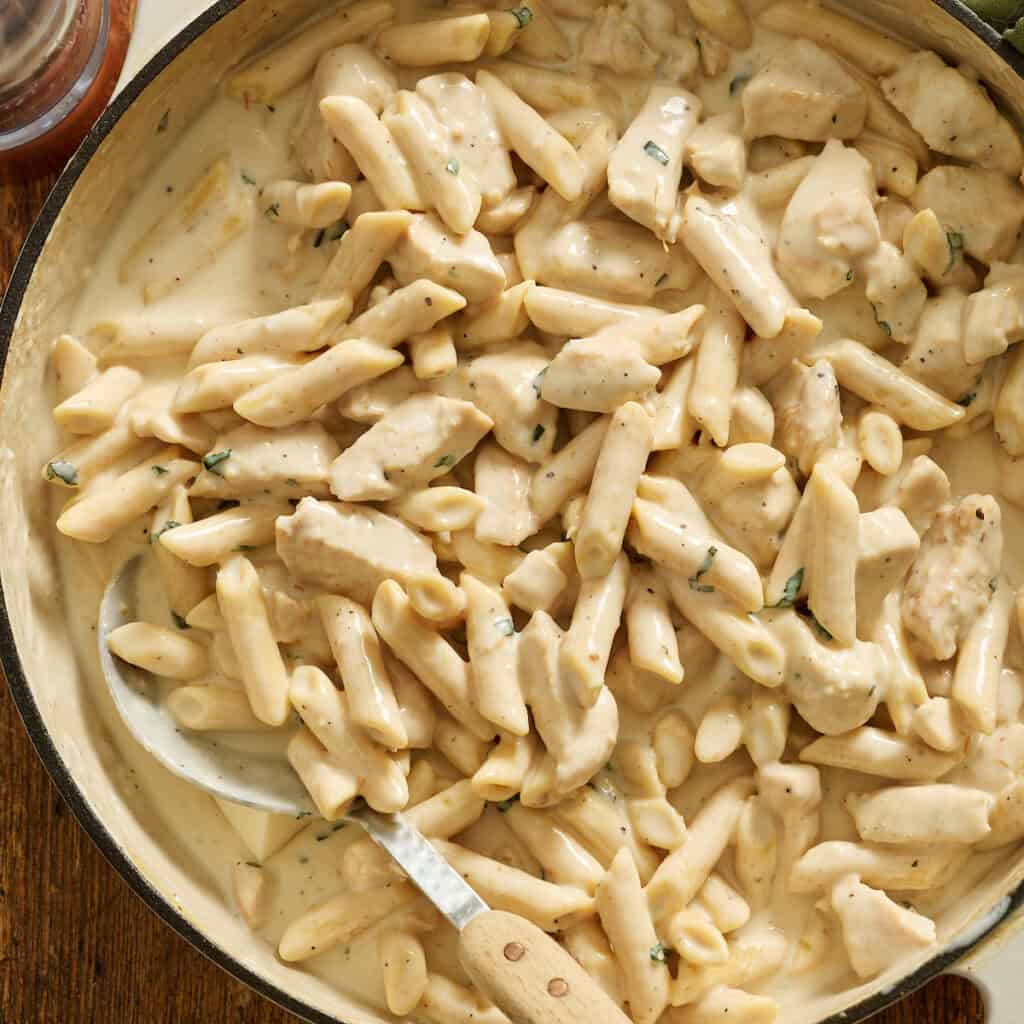 cottage cheese alfredo in a skillet ready to serve