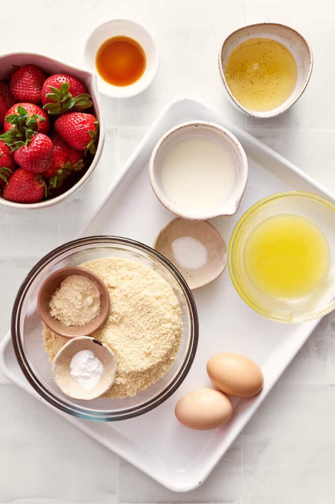 ingredients to make strawberry shortcakes
