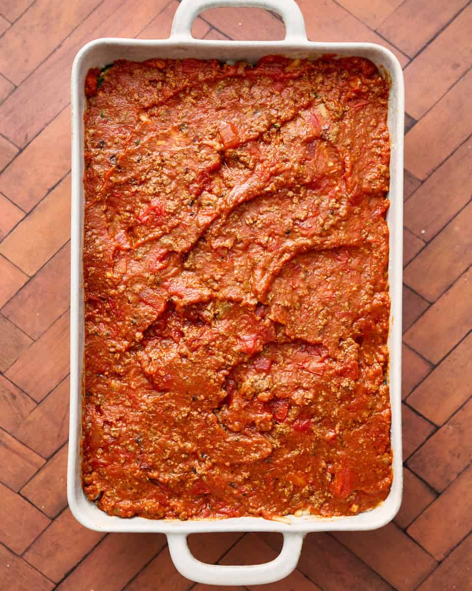 meat sauce spread on top